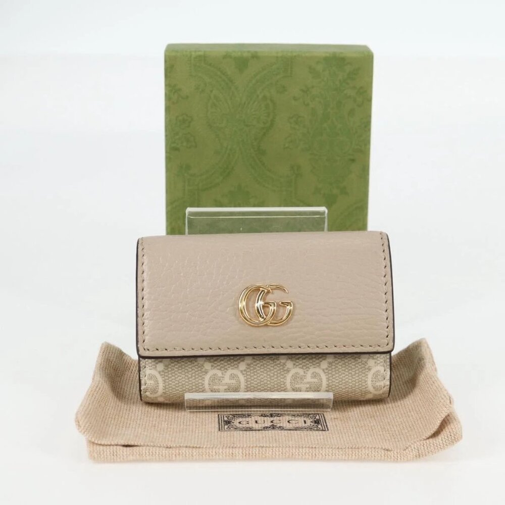 Authentic GUCCI GG Supreme Key Case PVC White Gold bst358-120225